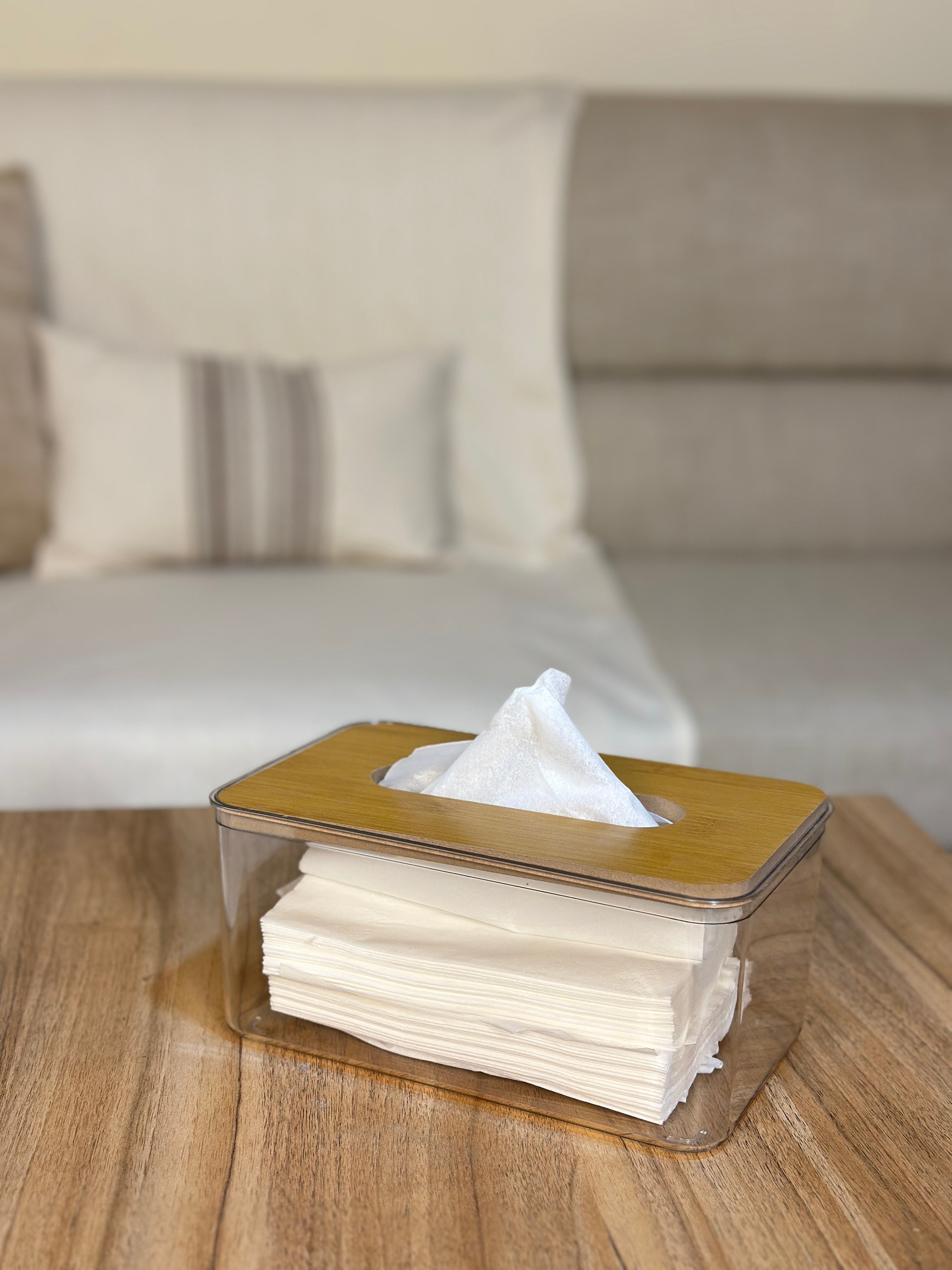 حامل مناديل اكريلك شفاف