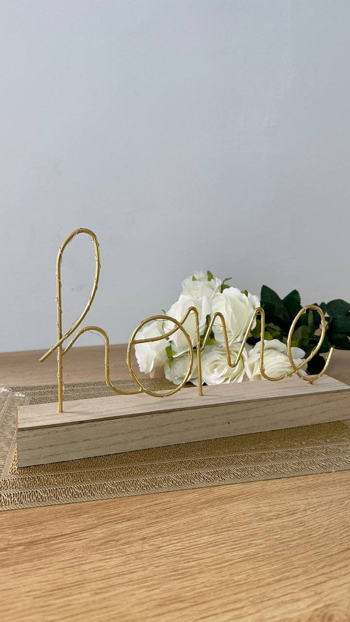 كلمة home بقاعدة خشبية ومضيئة+كوستر (gift)