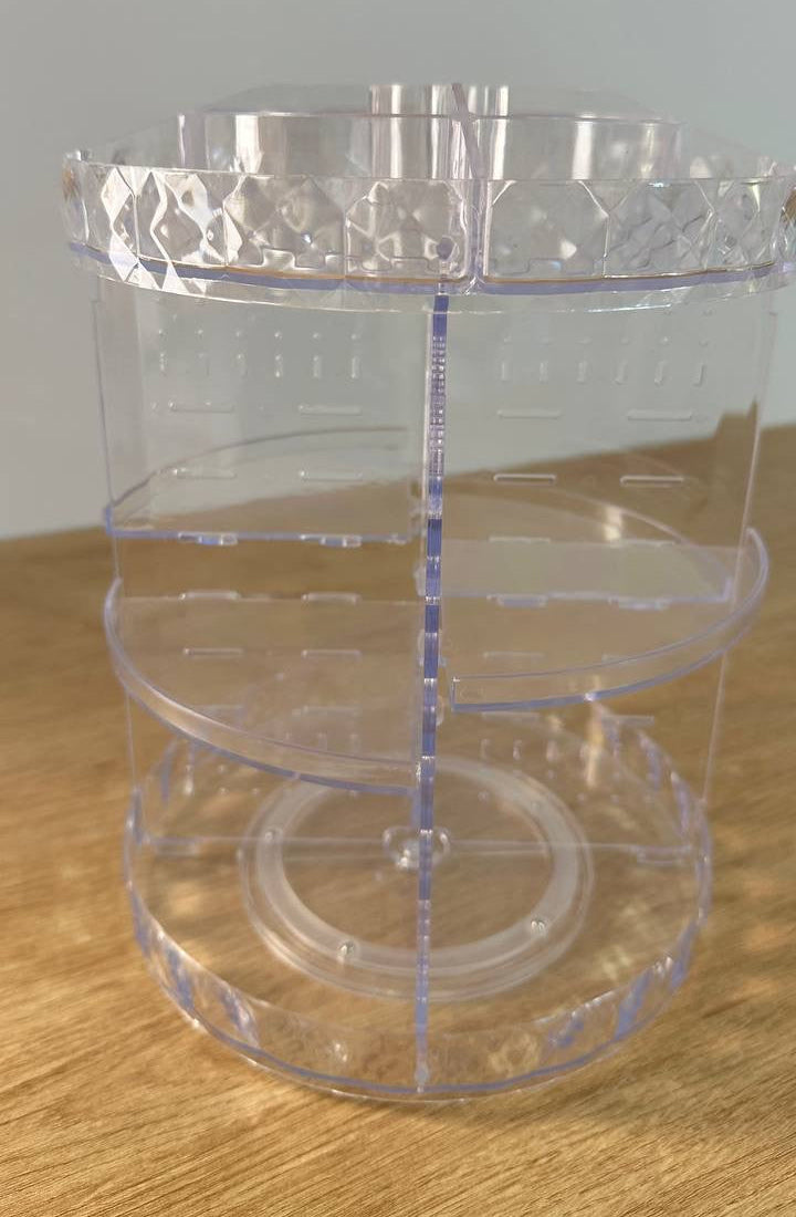 منظم ميك اب دوار + فوطة ميكروفيبر (gift)