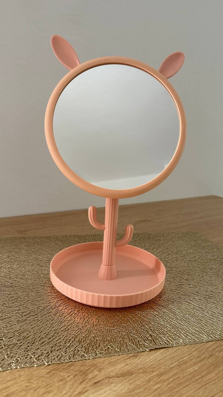 مرايا وحامل اكسسوار