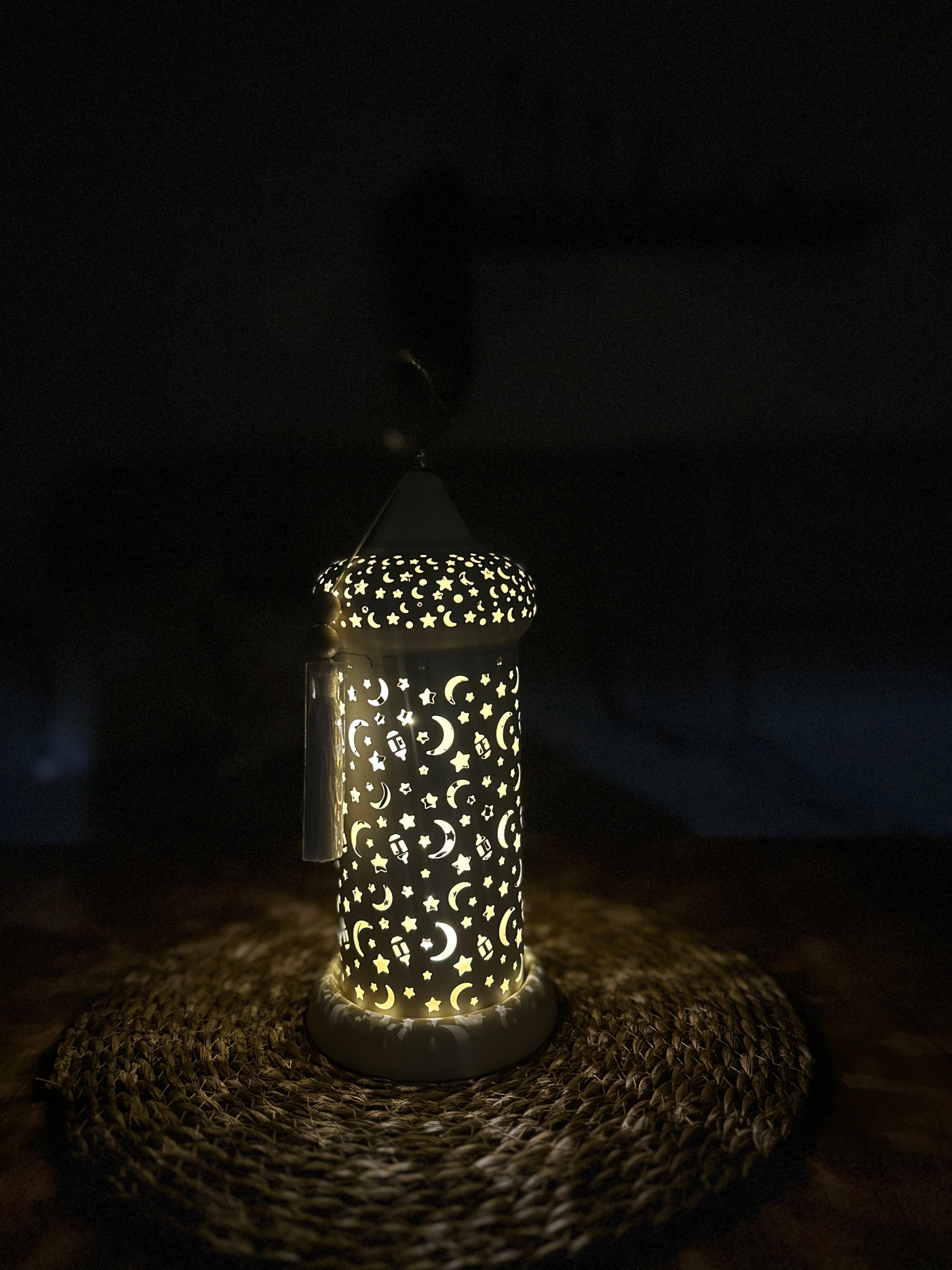 فانوس مودرن مضئ