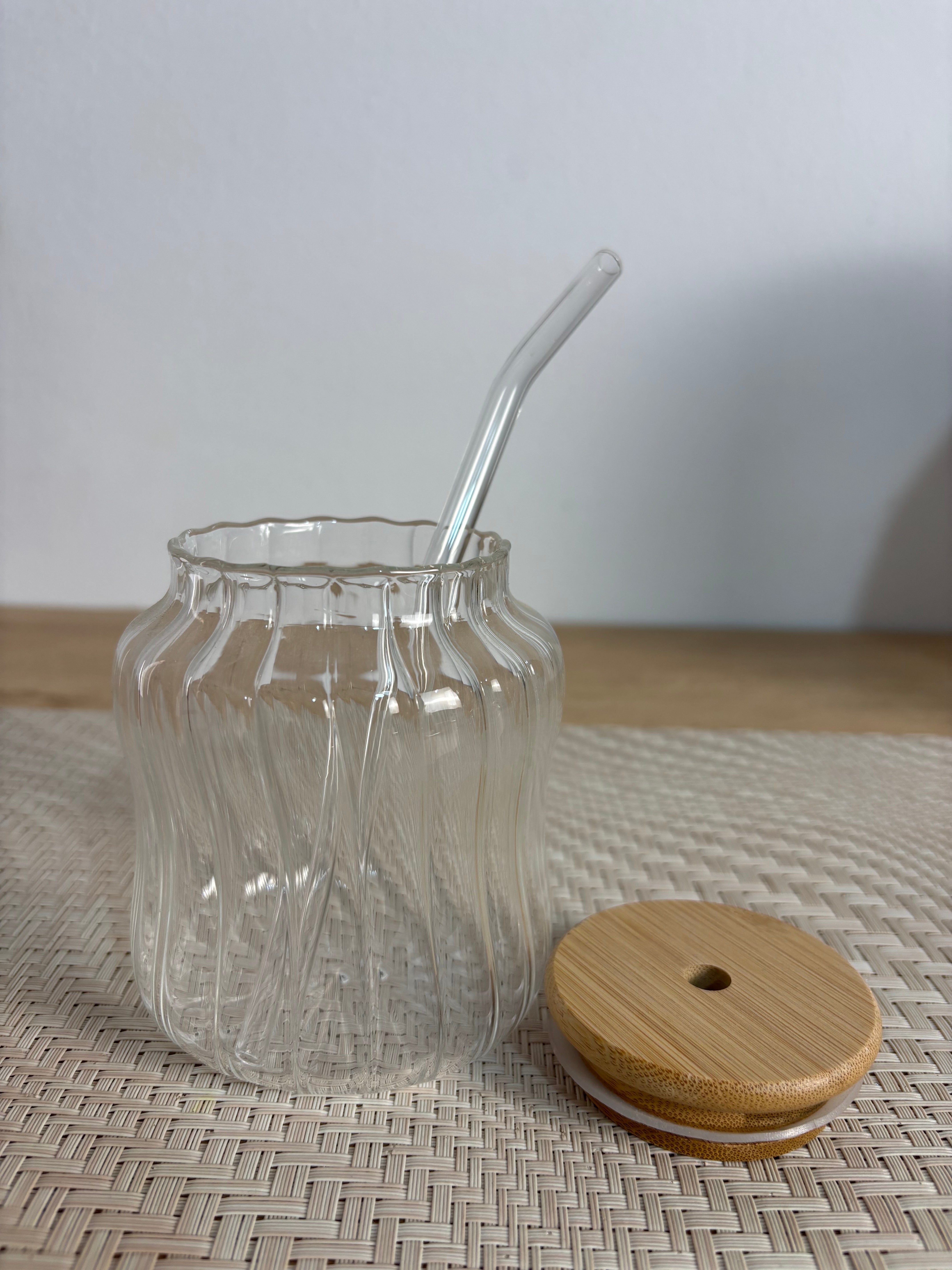 مج زجاج بايركس + شاليموة وفرشة تنظيف