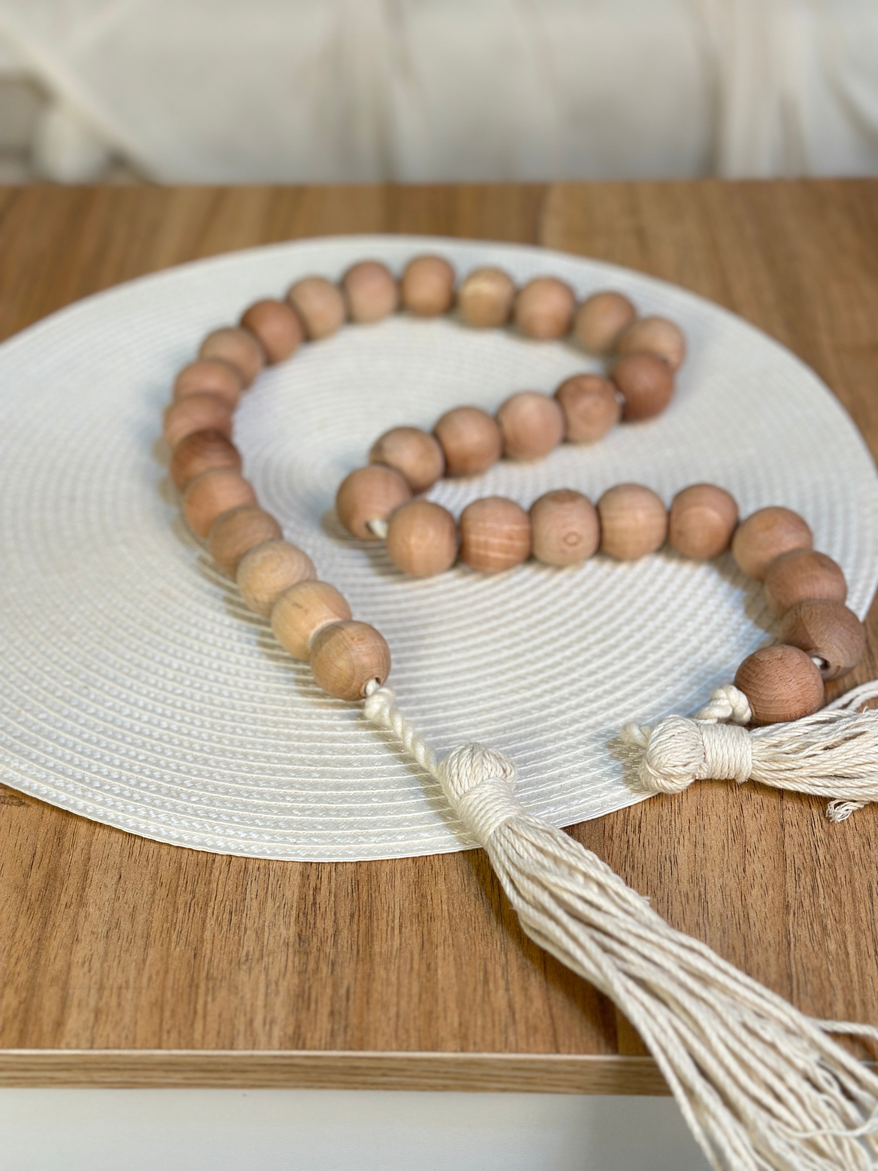 سبحة ديكور خرزة كبيرة خشب زان