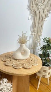 V021 فازة فخار تجريدية