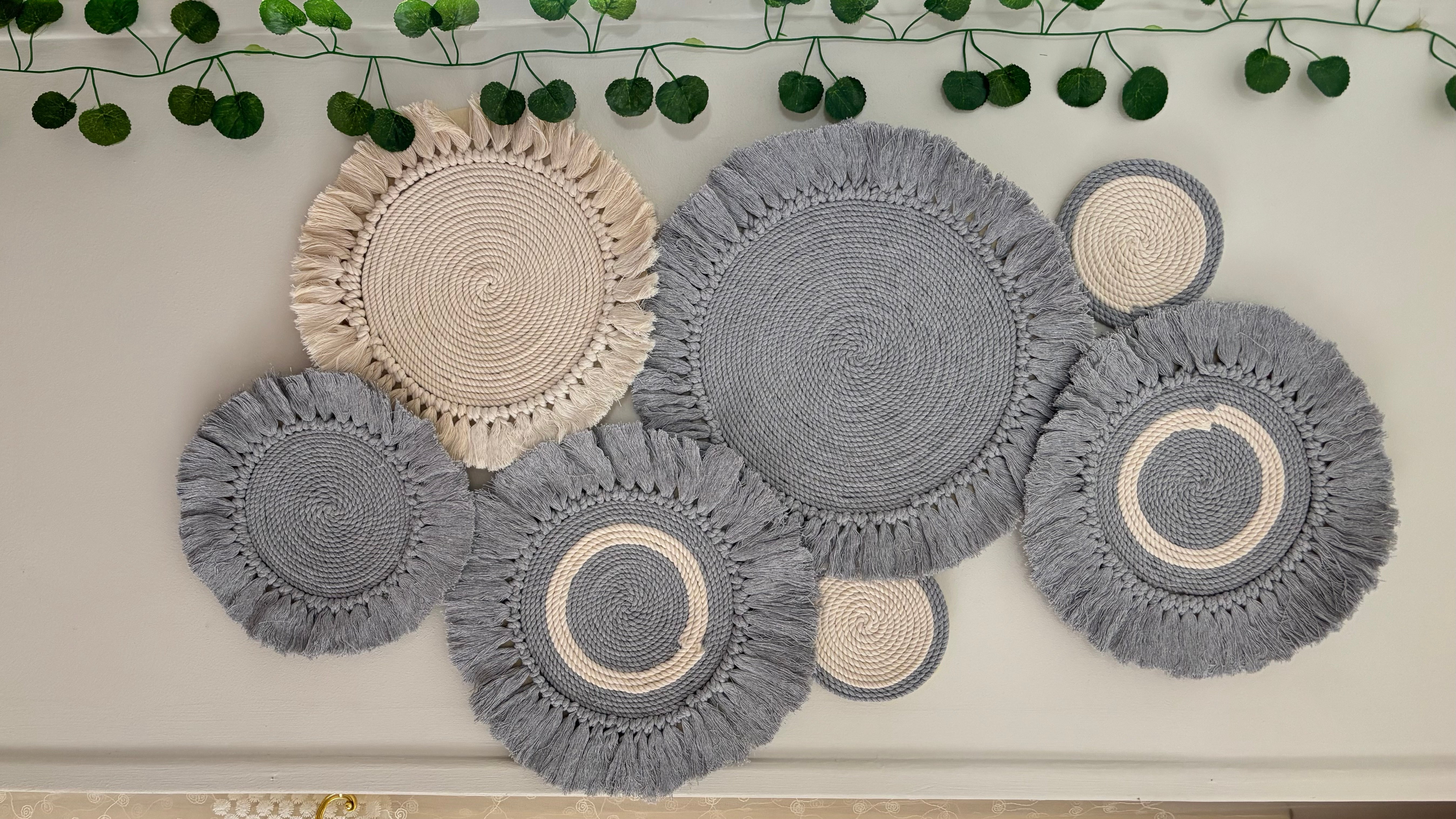 7 كوستر مكرمية جراي+ دبل فيس