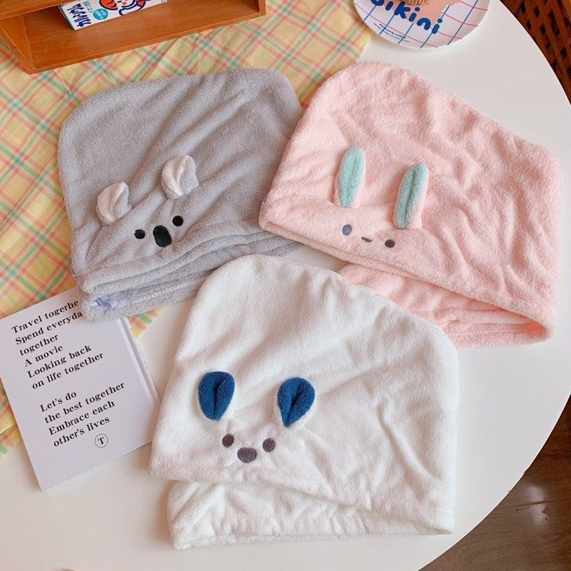 فوطة ميكروفيبر للشعر+ فرشة تنقيط الزيت وفرشة غسيل الشعر