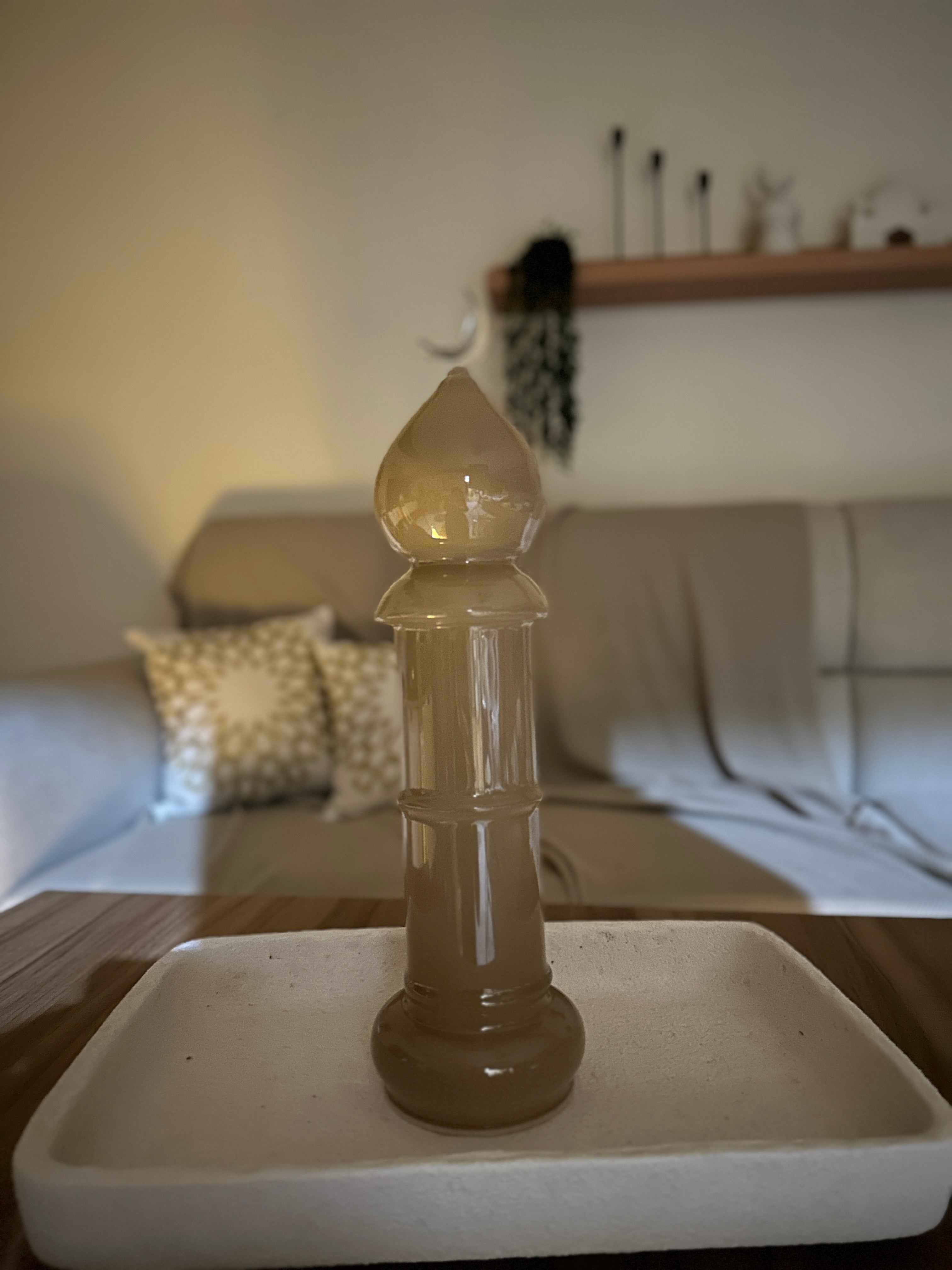 منارة هلال زجاج كبير