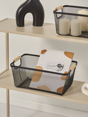 منظم اسود كبير