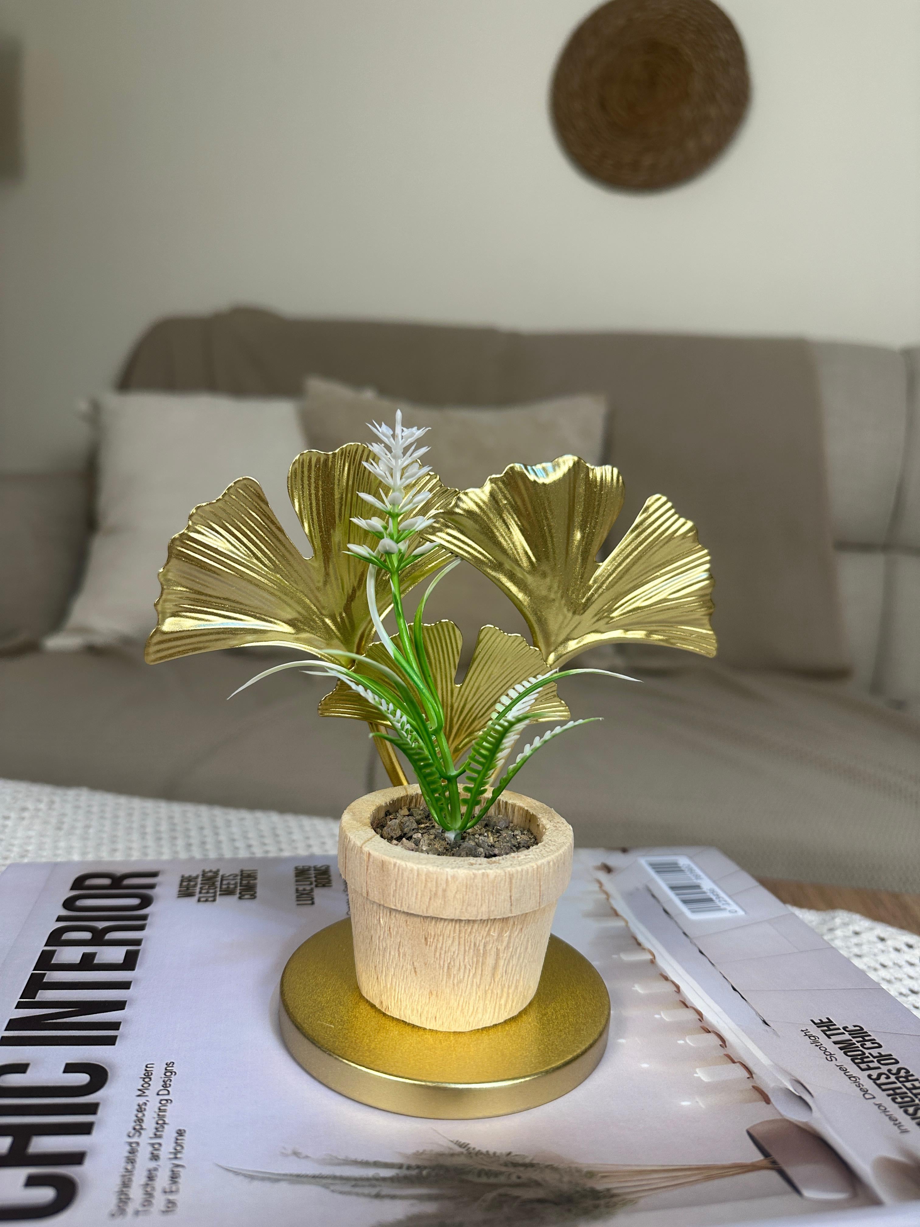 فازة مينى ديكور جولد + كتاب ديكور (gift)