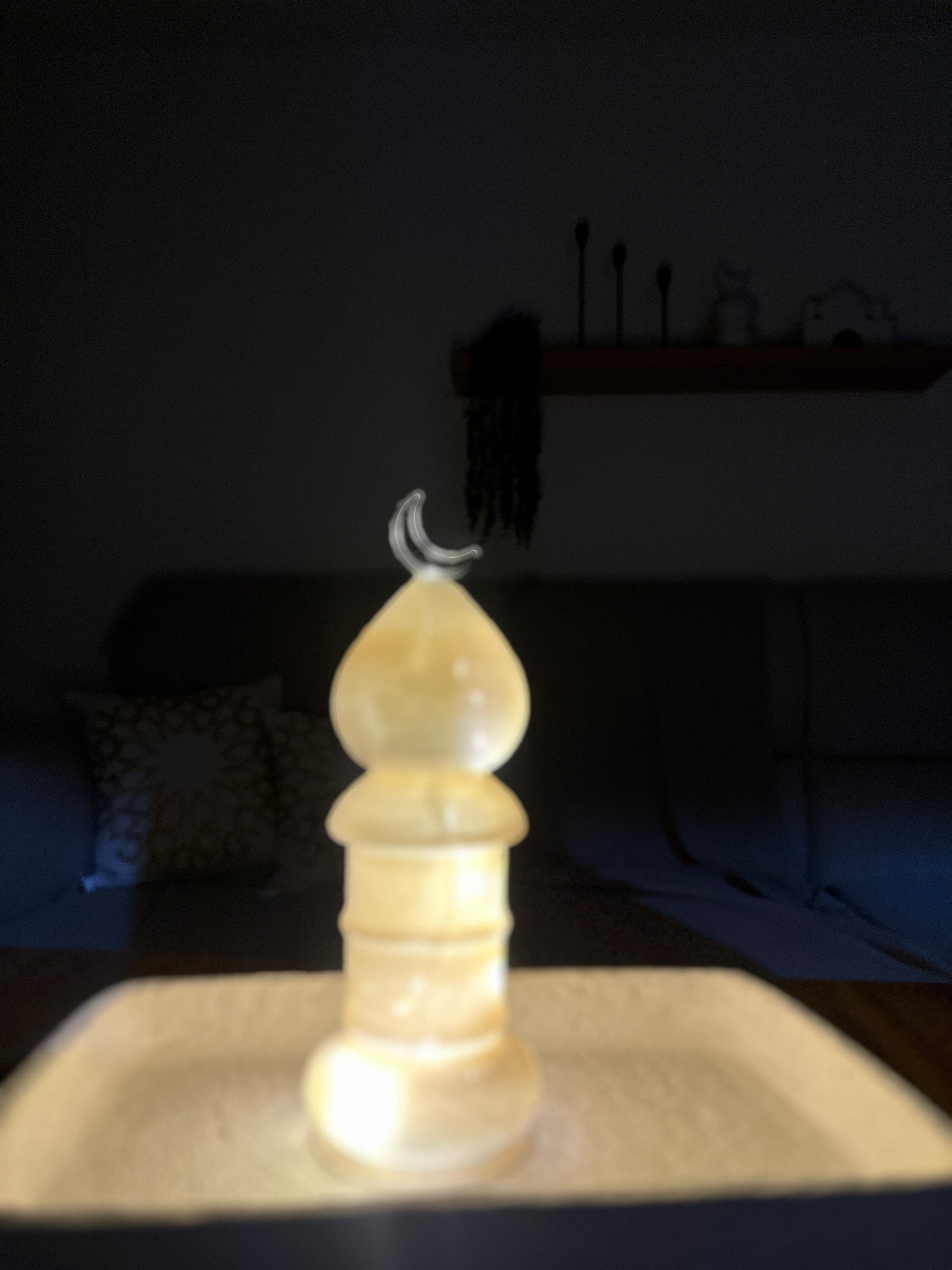 منارة هلال زجاج صغير