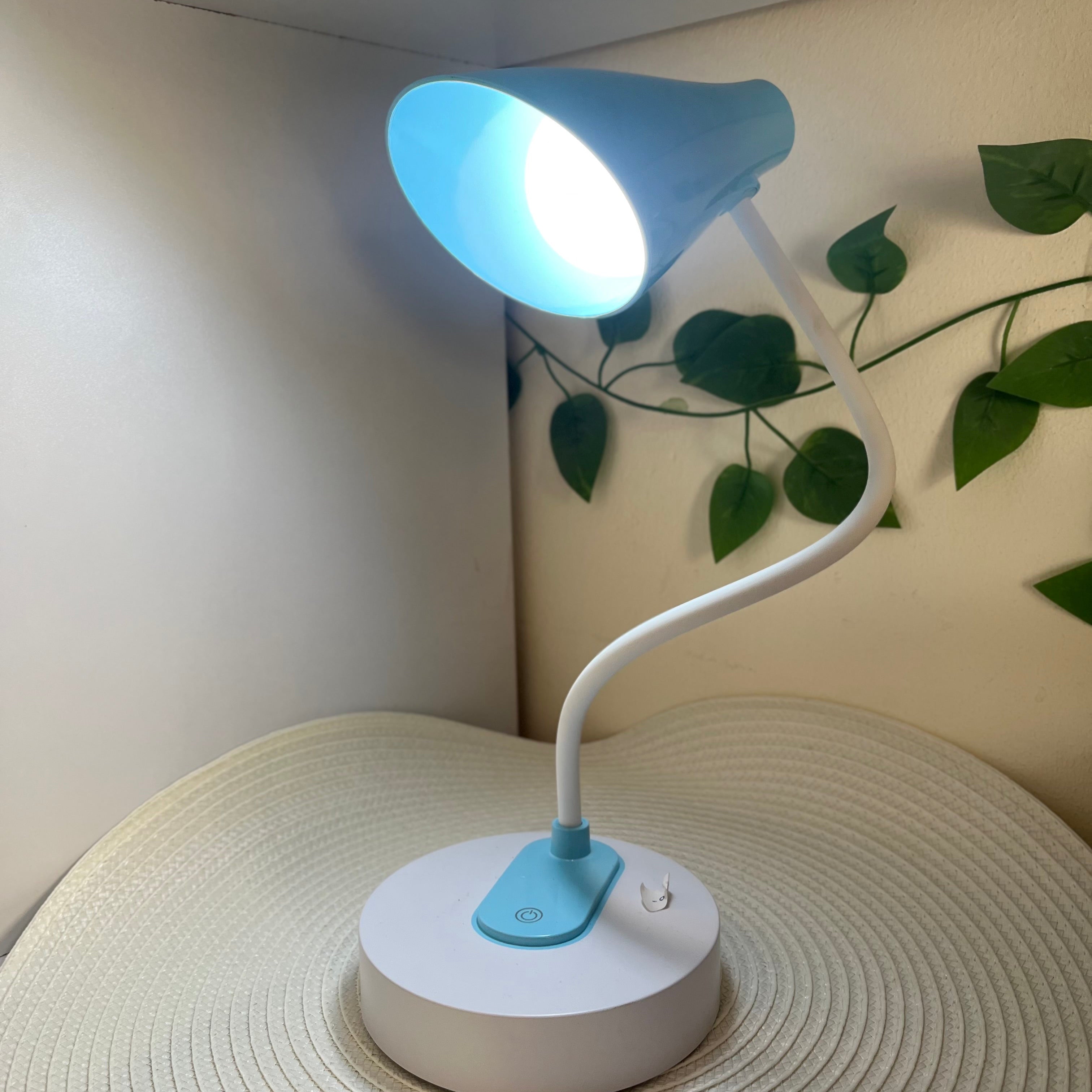 Foldable touch LED desk lamp
