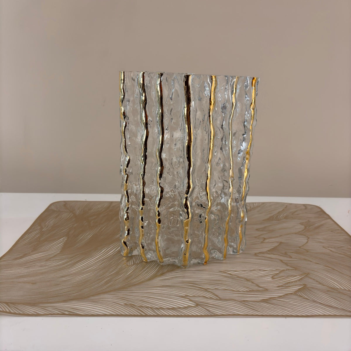 Glass vase