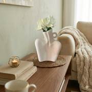 Pottery vase